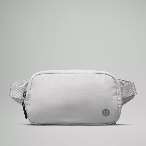 Lululemon Everywhere Belt Bag Mini Ripstop - Picture 1 of 7